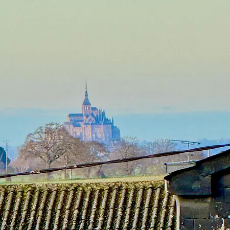 L'escale Du Mont